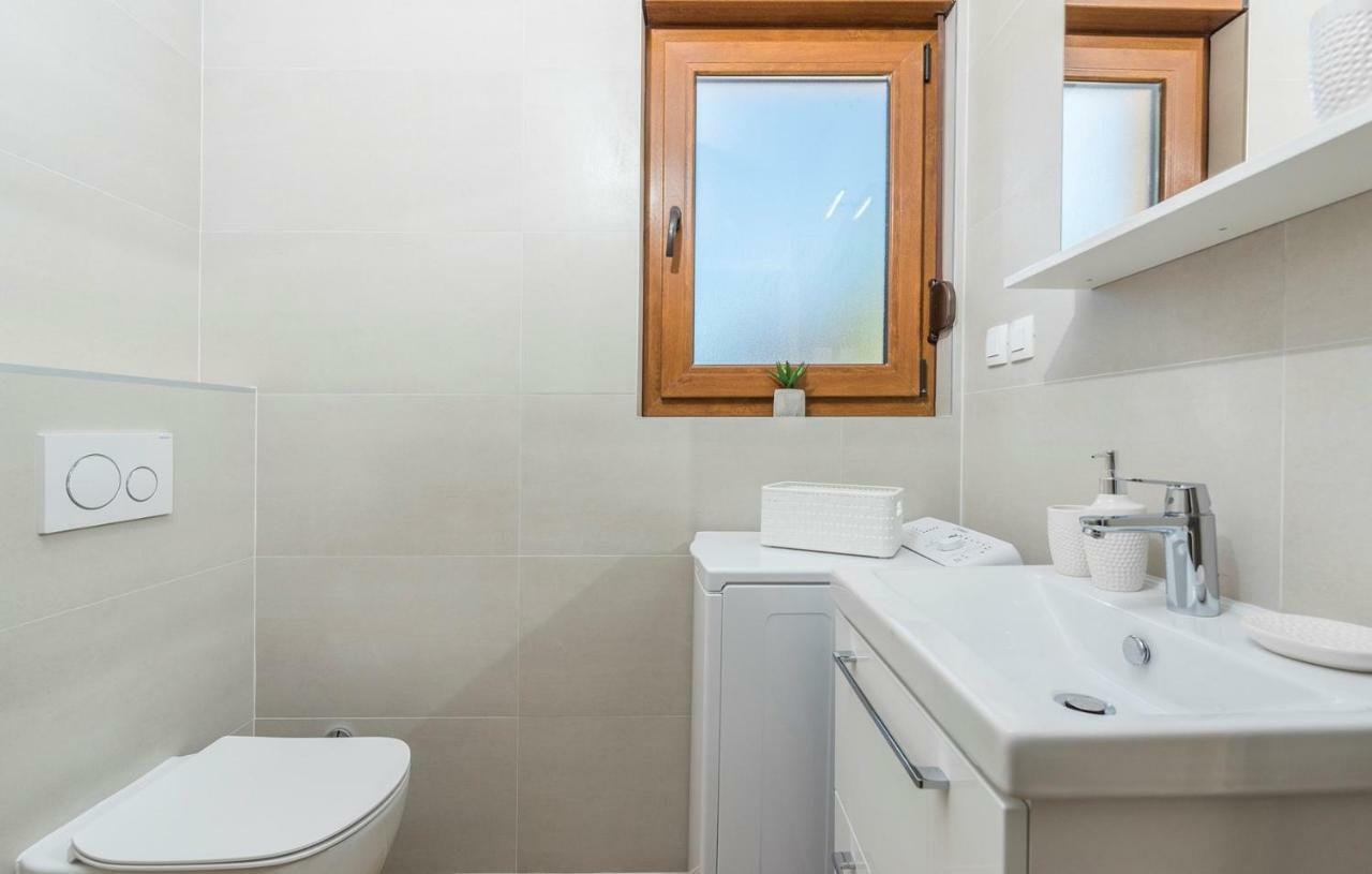 Apartments Hana In Фунтана Экстерьер фото